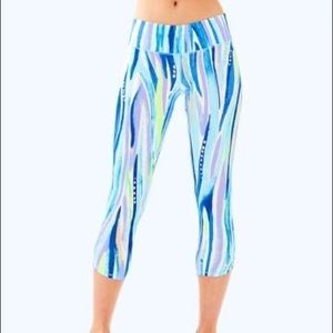 UPF 50+ LUXLETIC 21” Weekender Cropped Legging